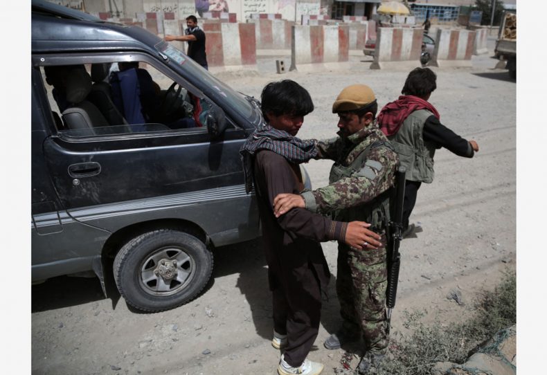 AFGHANISTAN-KABUL-FIGHTING-SECURITY CHECKPOINT
