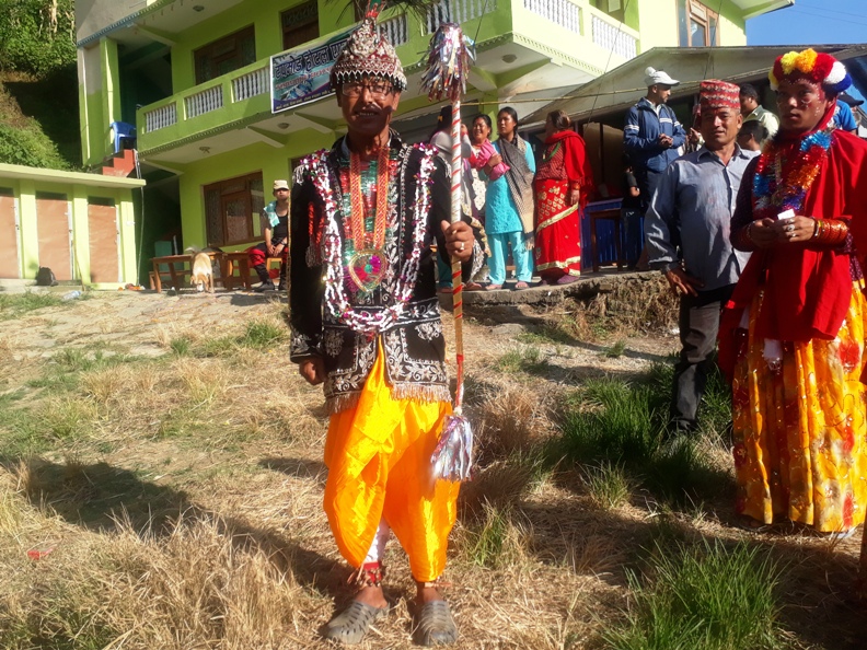  10 मार्खुको हिले नाच