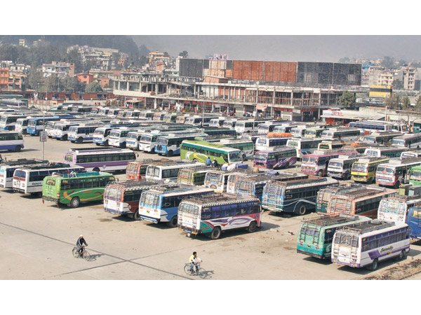 parked-buses