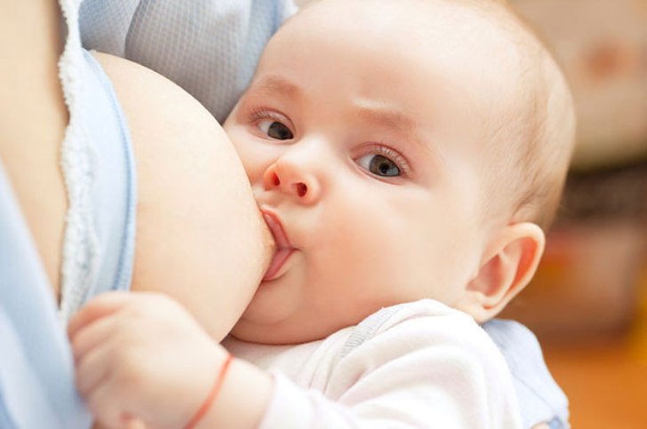 स्तनपान कक्ष