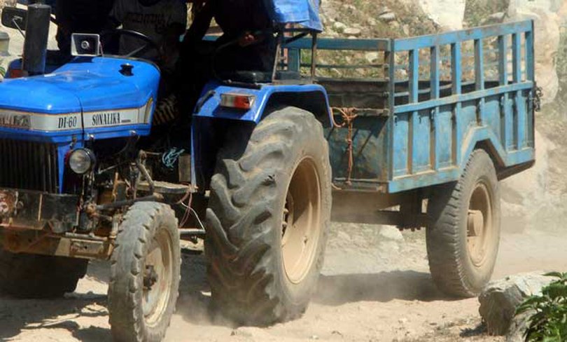 ट्र्याक्टर