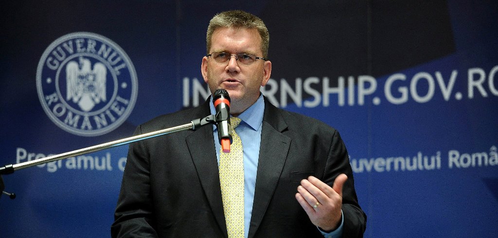 डिन आर थम्सन