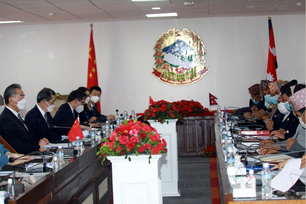 डा. नारायण खड्का र वाङ वी