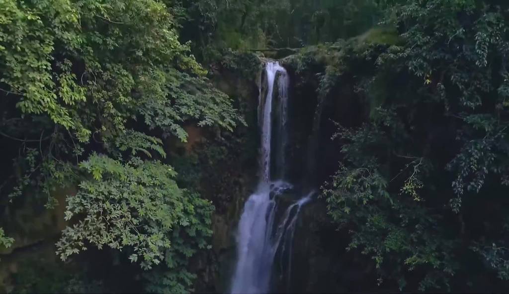 झाँक्रीगेल झरना