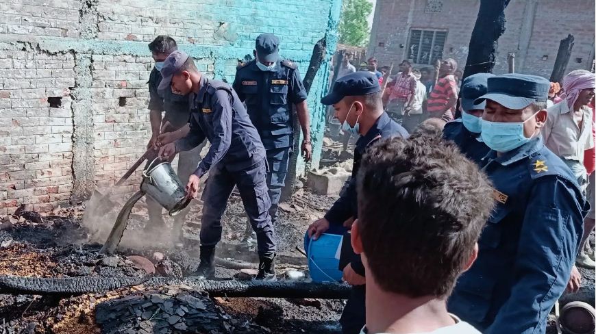 दलित बस्तीमा आगलागी