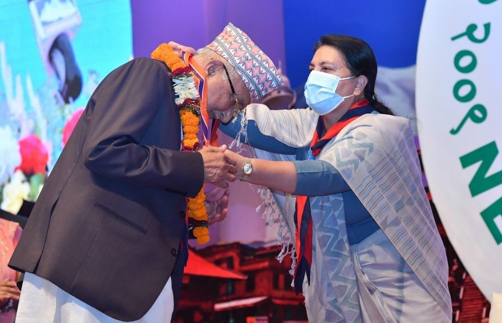 विद्यादेवी भण्डारी र केपी शर्मा ओली