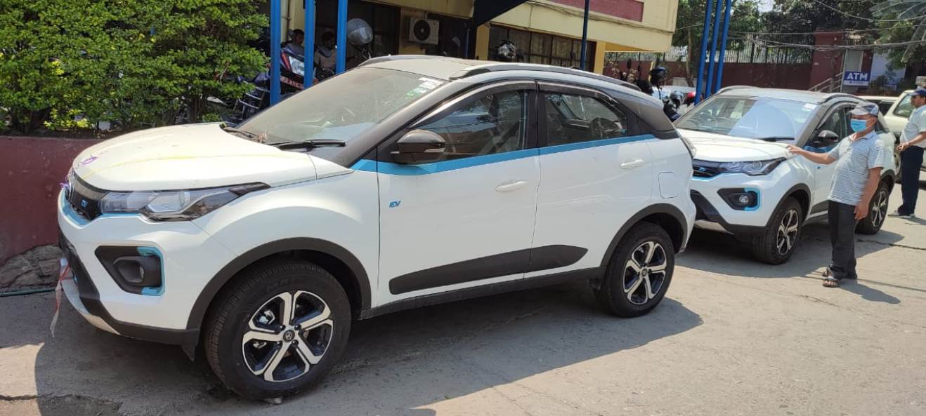 कार गाडी