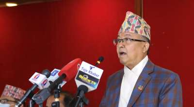 दिनेशकुमार थपिलया