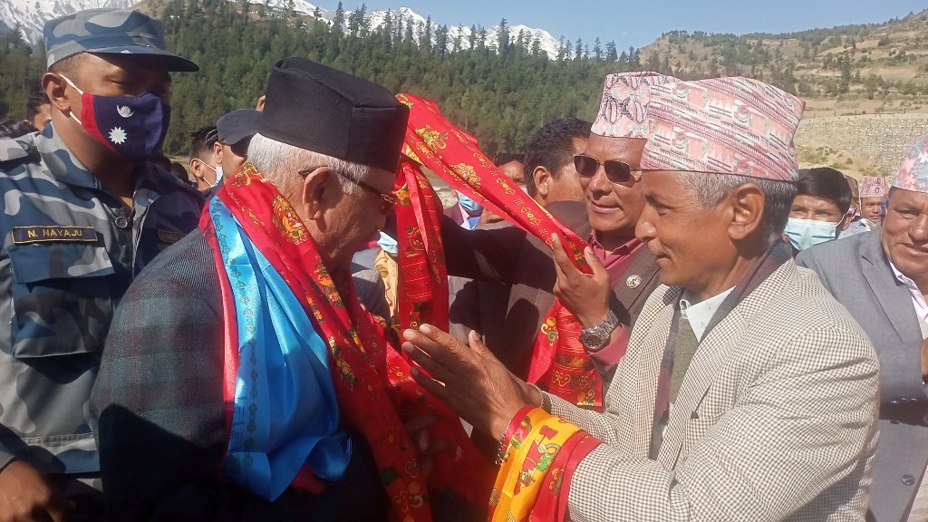 केपी शर्मा ओली हुम्लामा