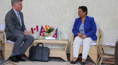 पम्फा भुसाल र क्यामरुन डिन म्याके