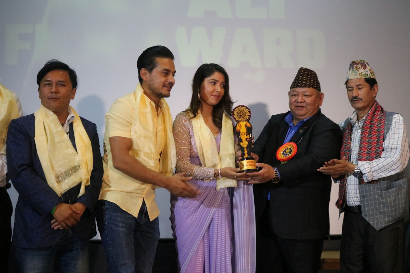 प्रेमबहादुर आले