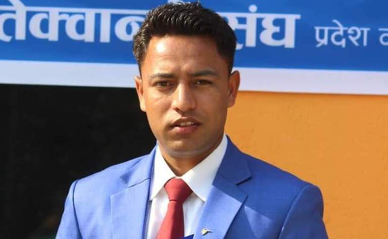 दीपेन्द्र ढकाल