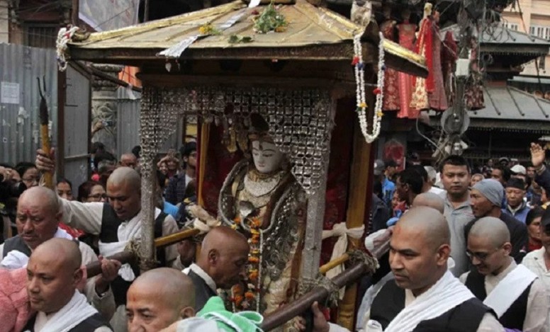 रथ लगनमा