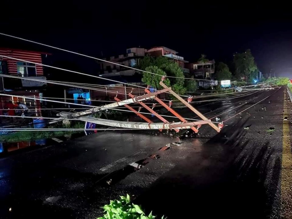 चितवनमा हावाहुरी