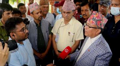 दिनेशकुमार थपलिया