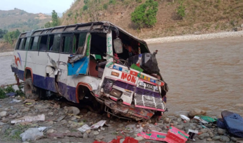 डोटी बस दुर्घटना