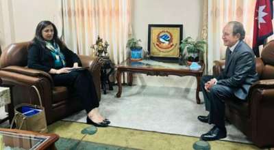 डा. नारायण खड्का र उज्रा जिया