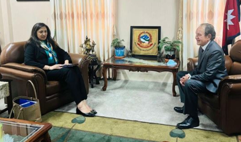 डा. नारायण खड्का र उज्रा जिया