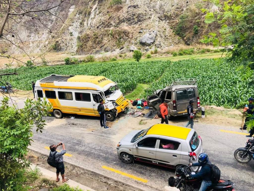 काभ्रे रोशी दुर्घटना