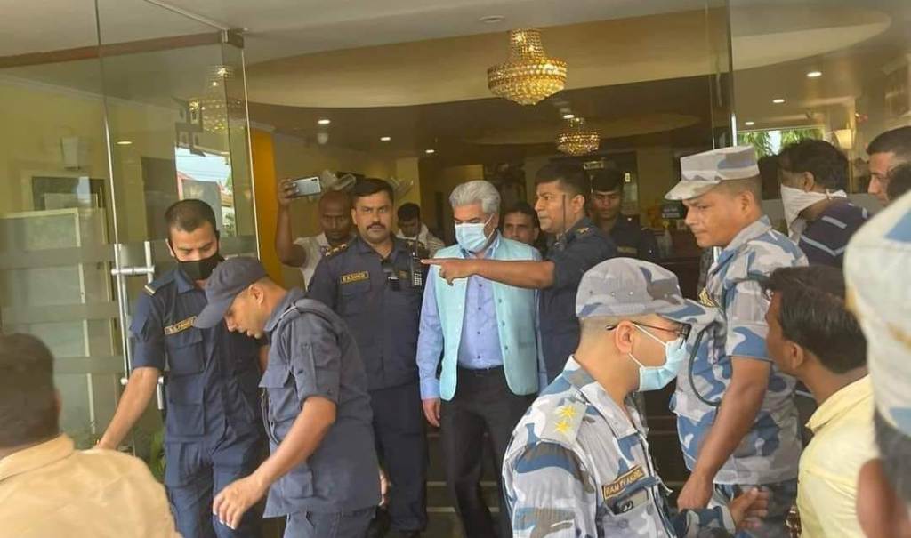 अध्यक्ष अन्सारी पक्राउ