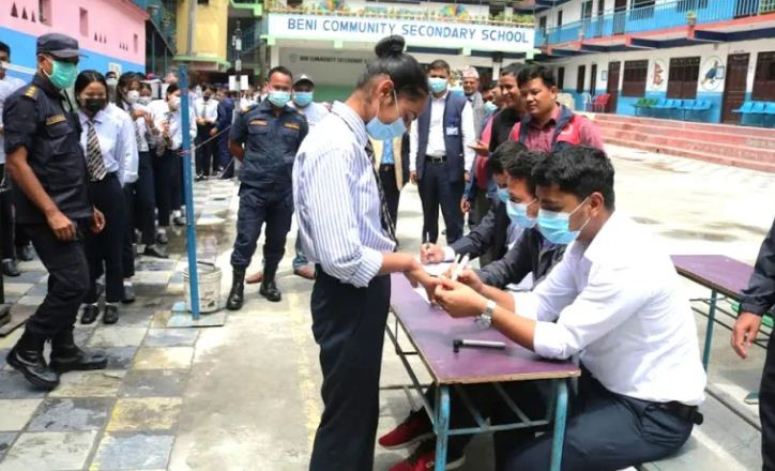 नमूना मतदान