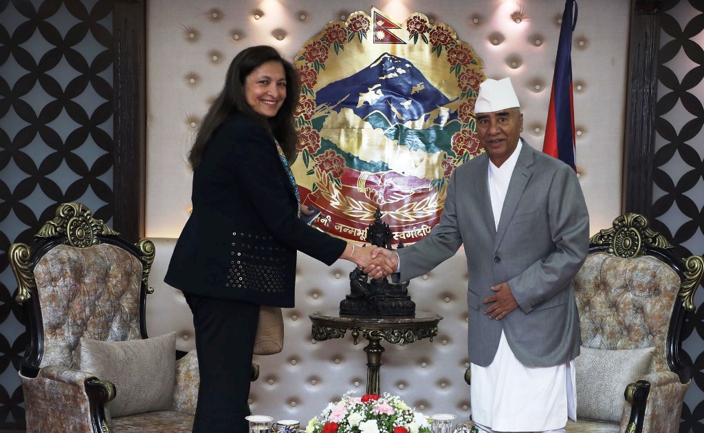 शेरबहादुर देउवा र उज्रा जिया