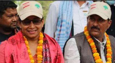 रेनु दाहाल र चित्रसेन अधिकारी