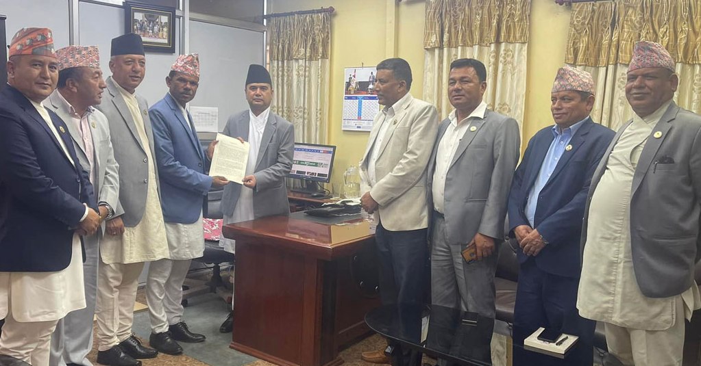 सार्वजनिक महत्वको प्रस्ताव