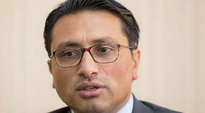 डा. स्वर्णिम वाग्ले