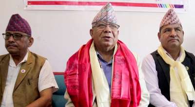 माधव नेपाल सुर्खेतमा