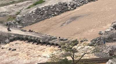 मेलम्चीको अस्थायी पुल