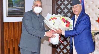 प्रधानमन्त्री देउवासँग भारतीय नवनियुक्त राजदूत श्रीवास्तवको भेटवार्ता