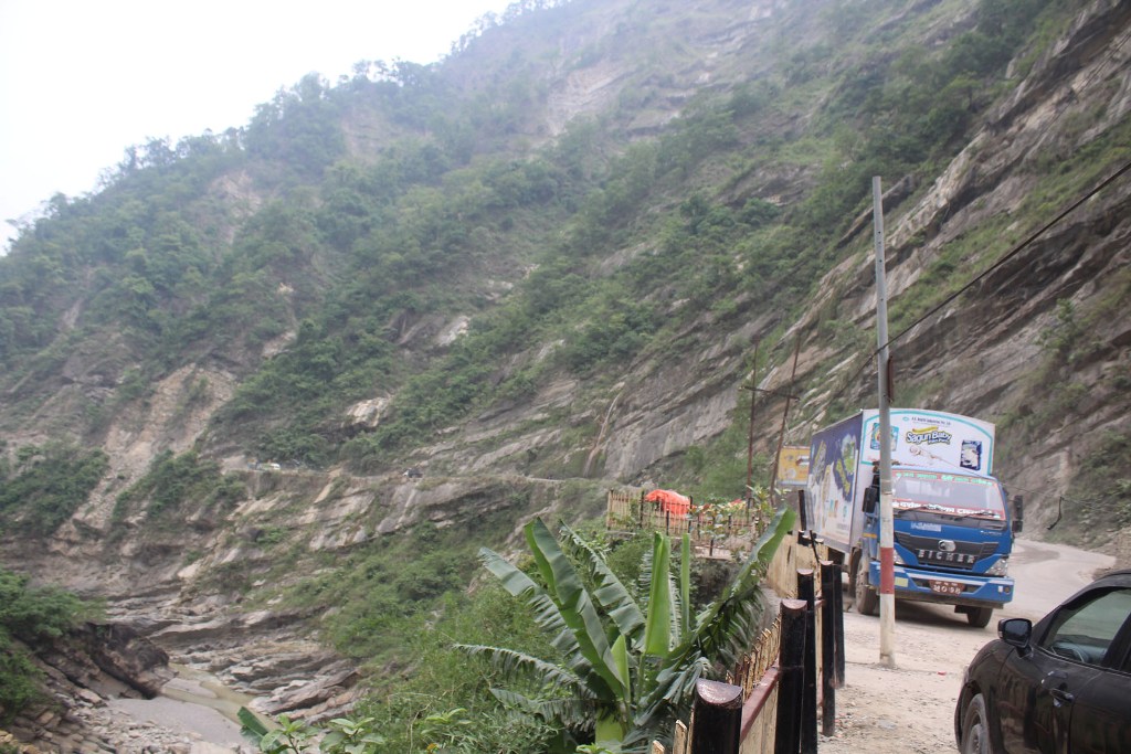 पाल्पा सिद्धबाबा सडक
