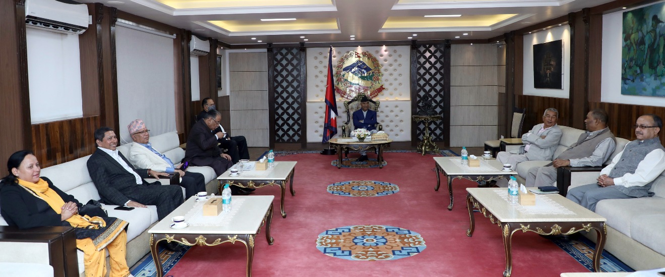 सत्ता गठबन्धनको बैठक