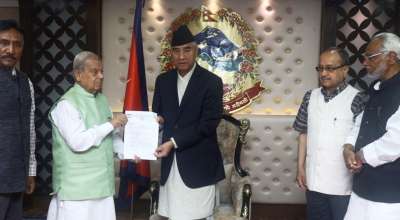 लोसपाले बुझायो ११ बुँदे ज्ञापनपत्र