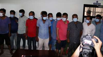 १५ जना पक्राउ