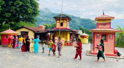 शिवालयमा बिहानैदेखि चहलपहल