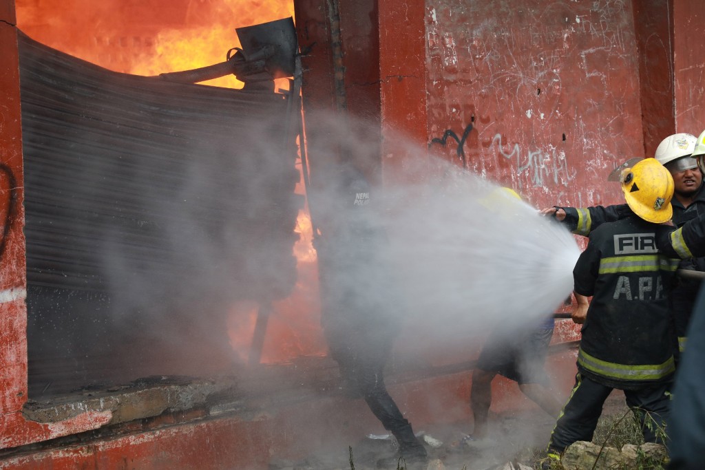 भृकुटीमण्डप आगलागी