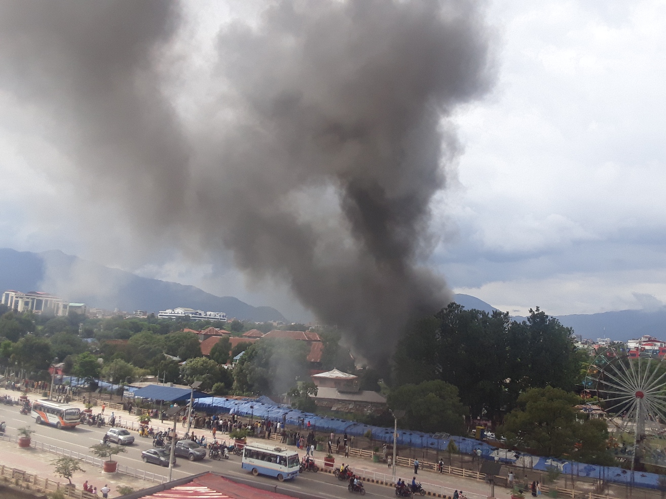 गोदाममा आगलागी