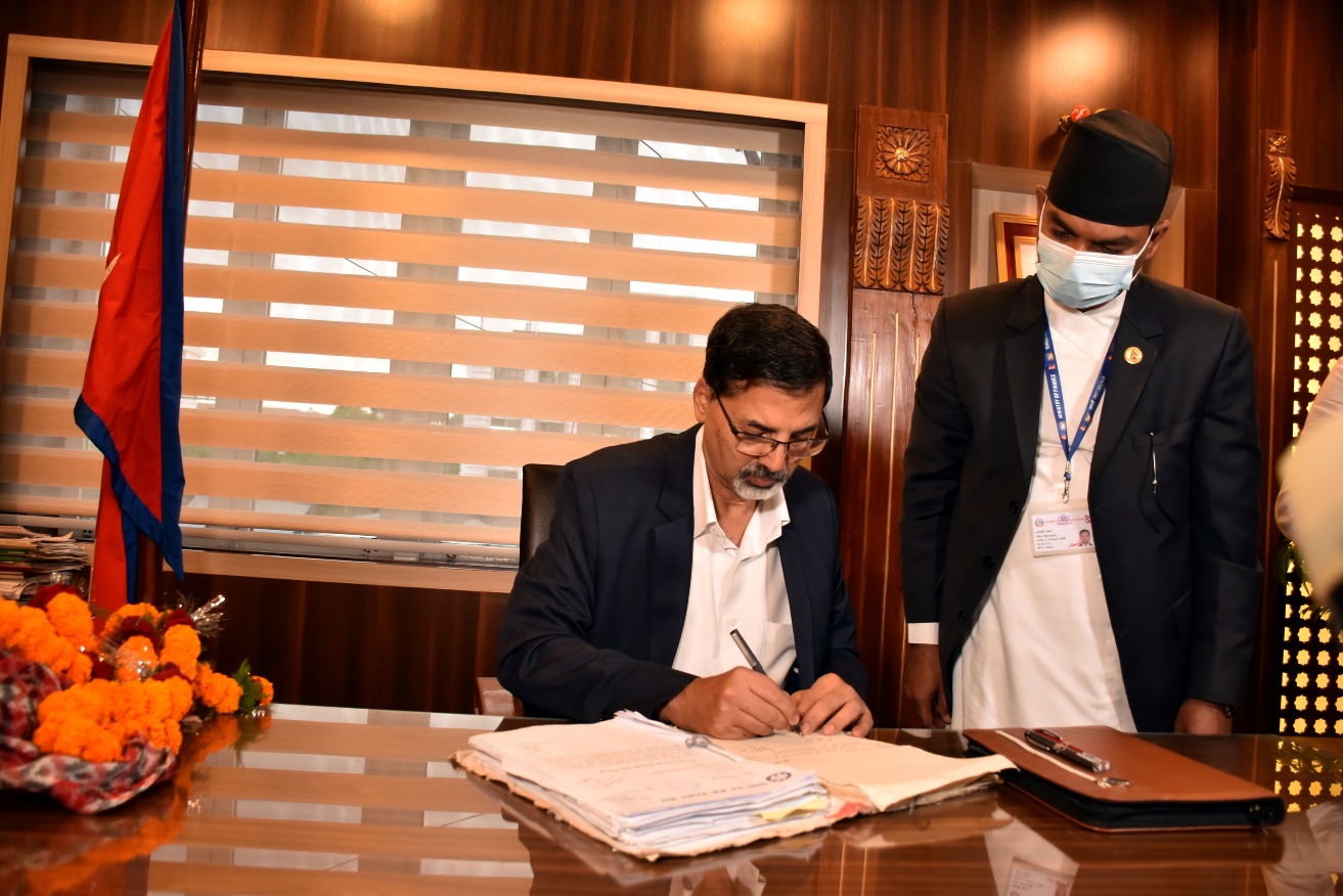 जनार्दन शर्मा पदभार ग्रहण