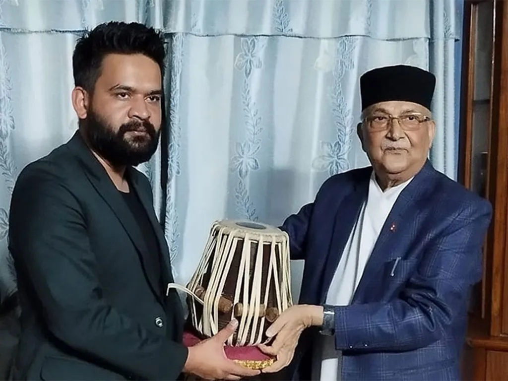 केपी ओली र बालेन साह