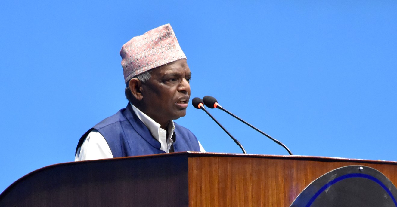 लालबाबु पण्डित संसदमा