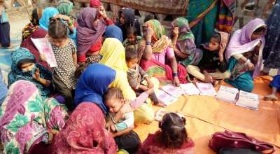 ३२ आमा साक्षर