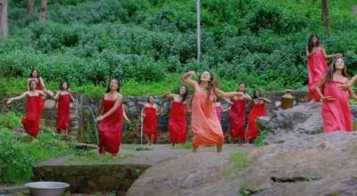 बिहेको रात_पेटिकोट डान्स