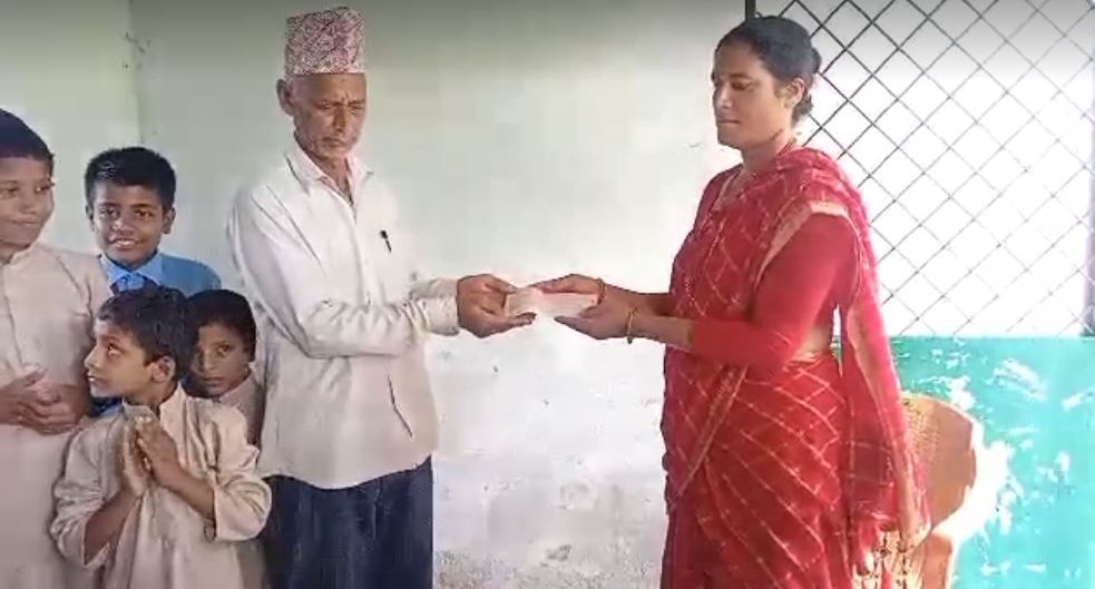 वेदविध्याश्रमलाई सहयोग