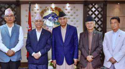 बालुवाटारमा देउवा र ओलीबीच भेटवार्ता