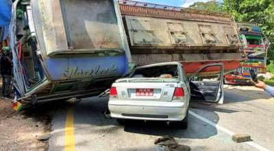 एक दर्जन घाइते