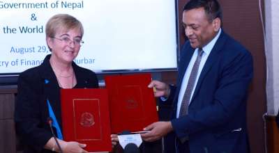 ईश्वरीप्रसाद अर्याल र लाडा स्ट्रेलकोभा