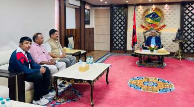 सञ्चारसम्बन्धी कानुन छिटो टुंग्याउन महासङ्घको प्रधानमन्त्रीको ध्यानाकर्षण