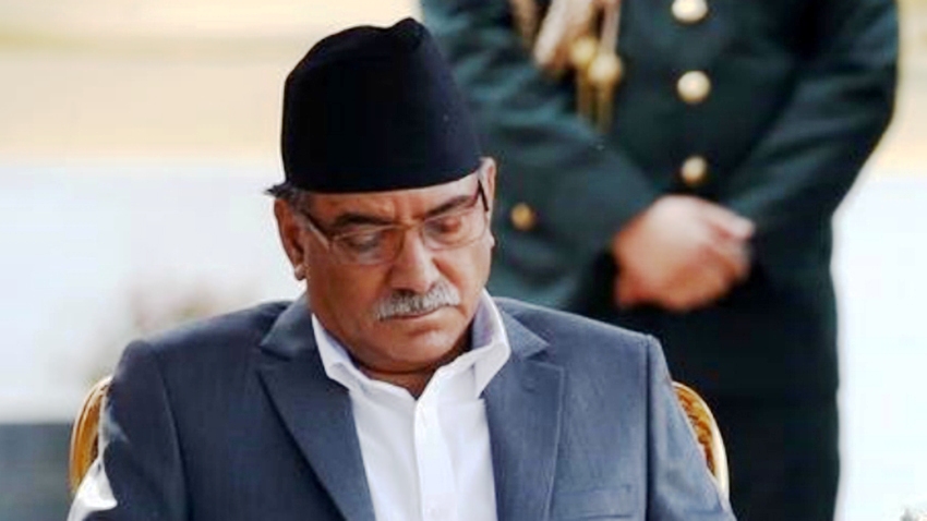 तनावमा प्रचण्ड